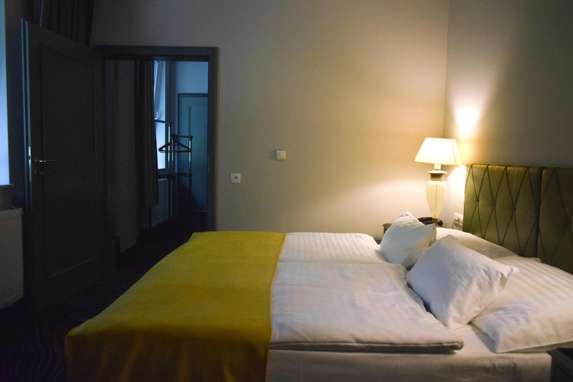 Parkhotel Carlsbad Inn Dalovice Стая снимка