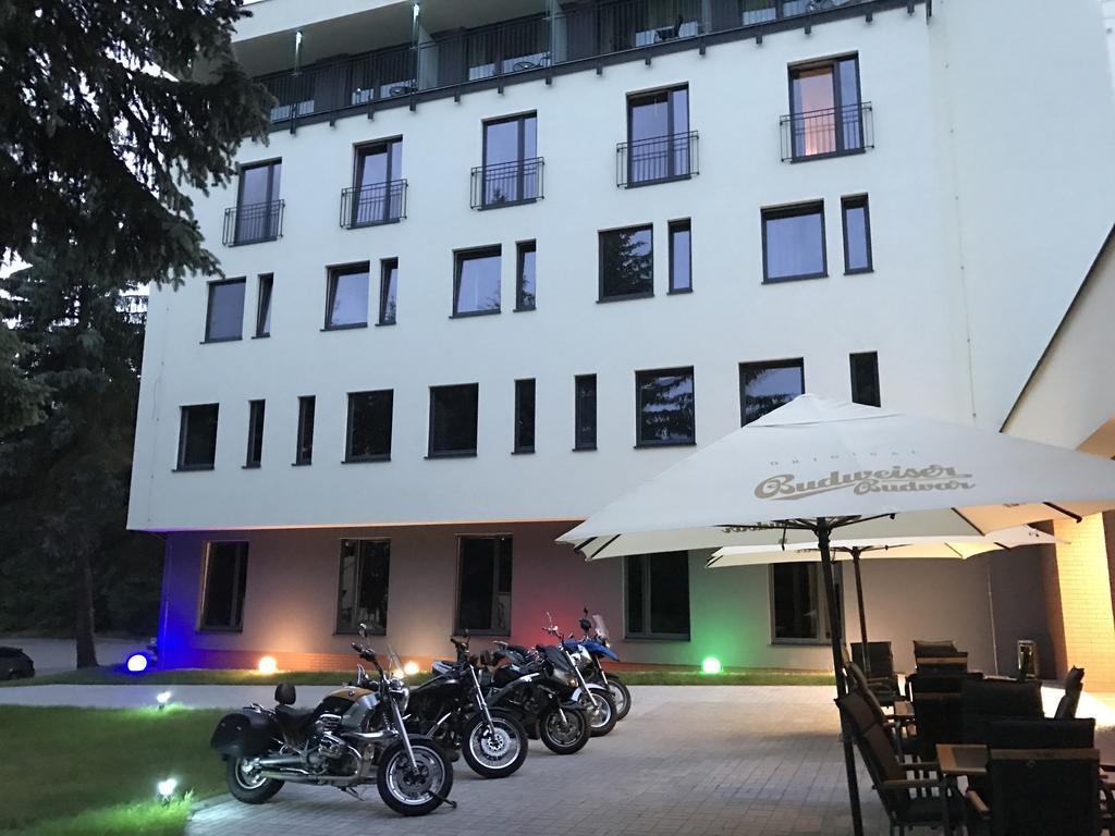 Parkhotel Carlsbad Inn Dalovice Екстериор снимка