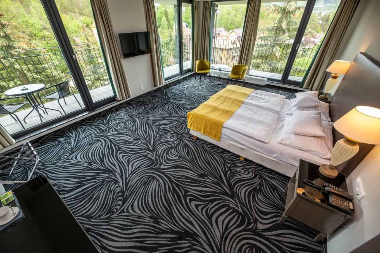 Parkhotel Carlsbad Inn Dalovice Екстериор снимка